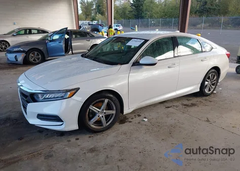 2018 Honda Accord Lx z USA, uszkodzony, nr VIN 1HGCV1F15JA157394